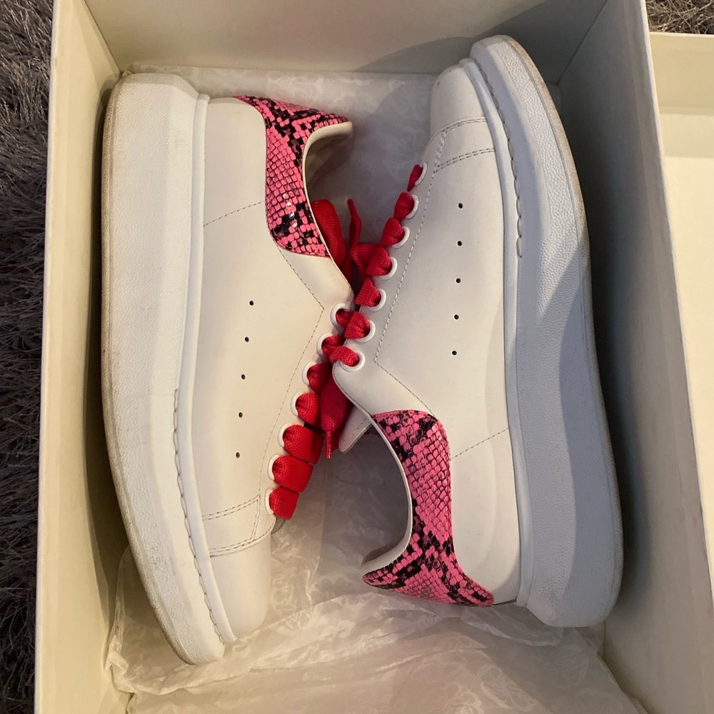 ALEXANDER MCQUEEN WOMENS SNAKESKIN EMBOSSED OVERSIZED SNEAKERS SZ 39EU SZ 8US